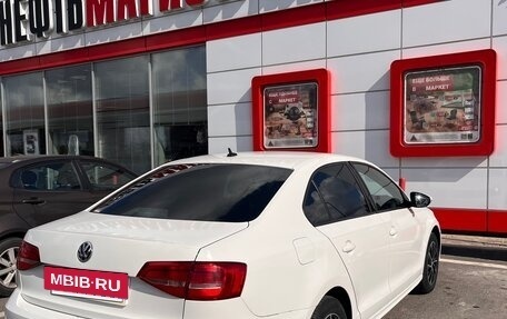 Volkswagen Jetta VI, 2015 год, 1 300 000 рублей, 5 фотография