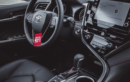 Toyota Camry, 2022 год, 3 000 000 рублей, 5 фотография