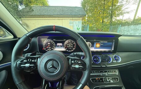 Mercedes-Benz E-Класс, 2020 год, 4 300 000 рублей, 14 фотография