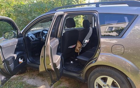 Mitsubishi Outlander III рестайлинг 3, 2011 год, 1 800 000 рублей, 8 фотография