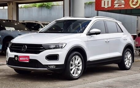 Volkswagen T-Roc I, 2022 год, 1 230 555 рублей, 1 фотография