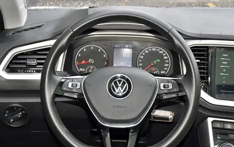 Volkswagen T-Roc I, 2022 год, 1 230 555 рублей, 10 фотография