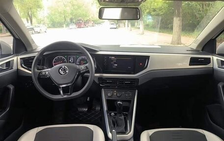 Volkswagen Polo, 2021 год, 1 600 000 рублей, 11 фотография