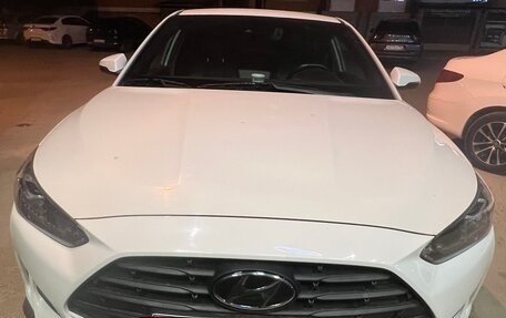 Hyundai Veloster II, 2020 год, 1 820 000 рублей, 2 фотография
