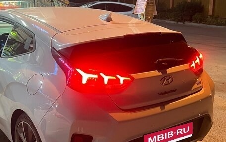 Hyundai Veloster II, 2020 год, 1 820 000 рублей, 3 фотография