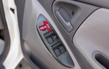 Toyota Platz, 2000 год, 380 000 рублей, 16 фотография