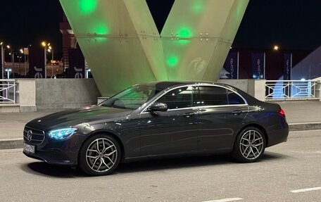 Mercedes-Benz E-Класс, 2023 год, 5 200 000 рублей, 5 фотография