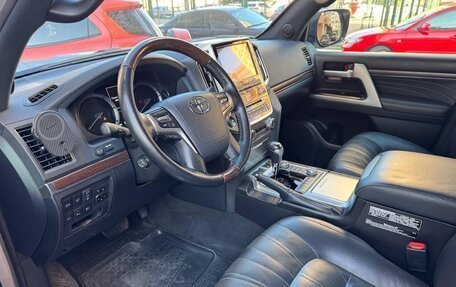Toyota Land Cruiser 200, 2021 год, 9 000 000 рублей, 8 фотография