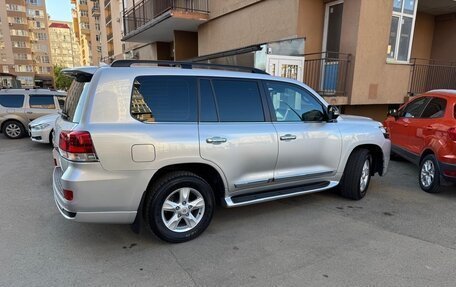 Toyota Land Cruiser 200, 2021 год, 9 000 000 рублей, 4 фотография