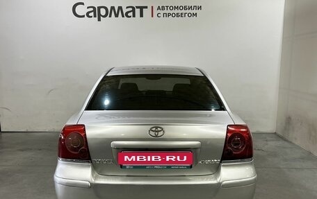 Toyota Avensis III рестайлинг, 2003 год, 650 000 рублей, 6 фотография