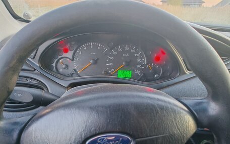 Ford Focus IV, 2002 год, 230 000 рублей, 5 фотография