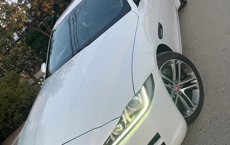 Jaguar XE I рестайлинг, 2015 год, 1 850 000 рублей, 2 фотография