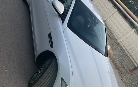 Jaguar XE I рестайлинг, 2015 год, 1 850 000 рублей, 4 фотография