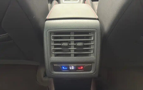 Volkswagen Golf GTI, 2022 год, 2 575 000 рублей, 21 фотография