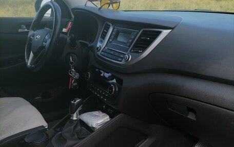 Hyundai Tucson III, 2017 год, 1 800 000 рублей, 7 фотография
