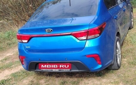 KIA Rio IV, 2017 год, 965 000 рублей, 9 фотография