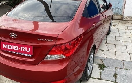 Hyundai Solaris II рестайлинг, 2014 год, 800 000 рублей, 5 фотография