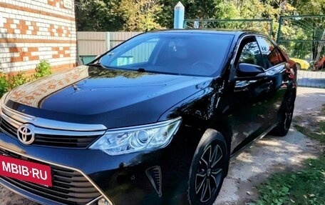 Toyota Camry, 2016 год, 1 950 000 рублей, 10 фотография