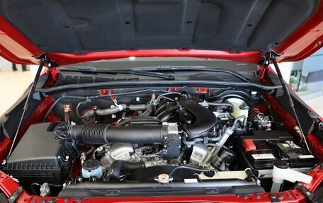 Toyota Hilux VIII, 2025 год, 9 000 000 рублей, 15 фотография