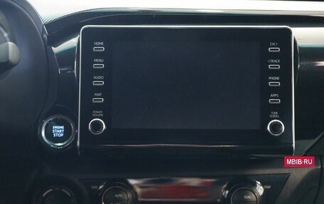 Toyota Hilux VIII, 2025 год, 9 000 000 рублей, 16 фотография