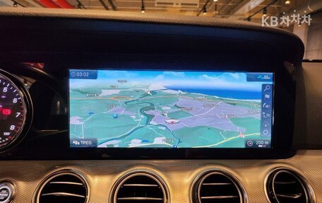 Mercedes-Benz E-Класс, 2022 год, 2 780 000 рублей, 12 фотография