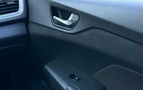 Hyundai Solaris II рестайлинг, 2019 год, 1 399 000 рублей, 28 фотография