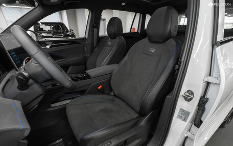 Volkswagen Tiguan, 2025 год, 4 800 000 рублей, 9 фотография