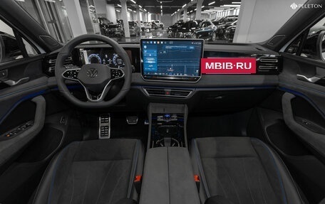 Volkswagen Tiguan, 2025 год, 4 800 000 рублей, 8 фотография