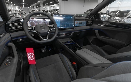 Volkswagen Tiguan, 2025 год, 4 800 000 рублей, 7 фотография