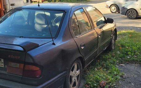 Nissan Primera II рестайлинг, 1991 год, 150 000 рублей, 4 фотография