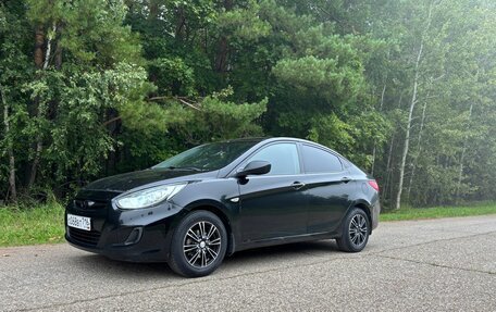 Hyundai Solaris II рестайлинг, 2013 год, 497 000 рублей, 2 фотография