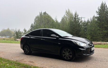 Hyundai Solaris II рестайлинг, 2013 год, 497 000 рублей, 5 фотография