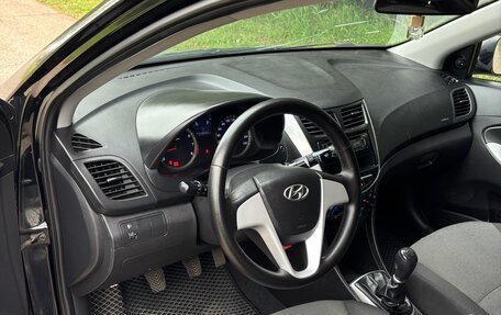Hyundai Solaris II рестайлинг, 2013 год, 497 000 рублей, 6 фотография