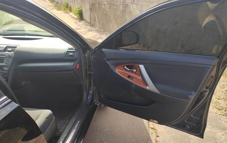 Toyota Camry, 2009 год, 750 000 рублей, 8 фотография