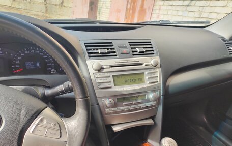 Toyota Camry, 2009 год, 750 000 рублей, 20 фотография