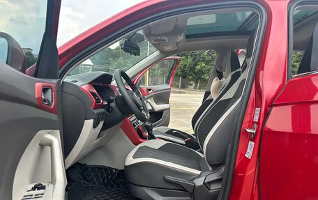 Volkswagen T-Cross I, 2021 год, 1 390 000 рублей, 10 фотография