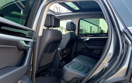 Volkswagen Touareg III, 2018 год, 4 391 000 рублей, 12 фотография