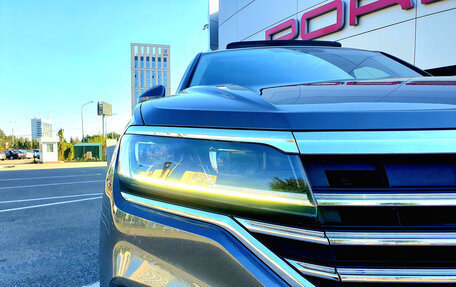 Volkswagen Touareg III, 2018 год, 4 391 000 рублей, 17 фотография
