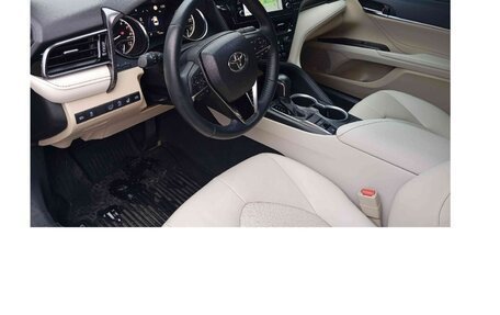 Toyota Camry, 2021 год, 3 450 000 рублей, 12 фотография