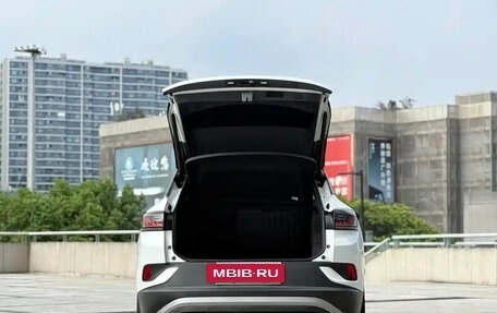 Volkswagen ID.4, 2022 год, 2 205 000 рублей, 9 фотография