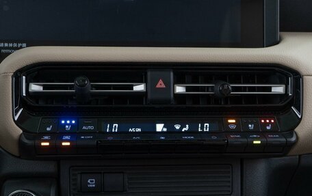 Toyota Land Cruiser Prado, 2024 год, 9 788 956 рублей, 23 фотография