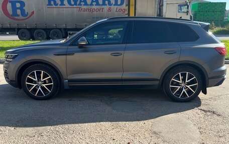 Volkswagen Touareg III, 2020 год, 5 500 000 рублей, 4 фотография
