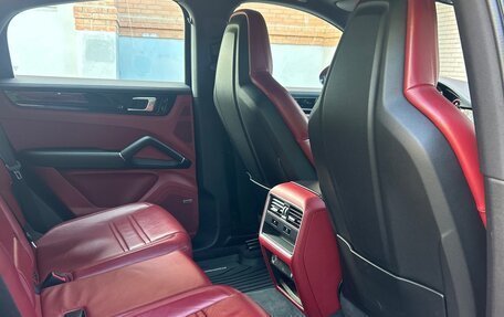Porsche Cayenne III, 2020 год, 8 900 000 рублей, 4 фотография