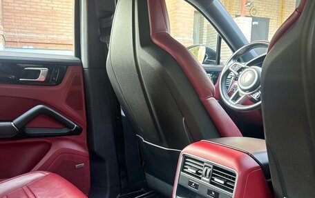 Porsche Cayenne III, 2020 год, 8 900 000 рублей, 5 фотография