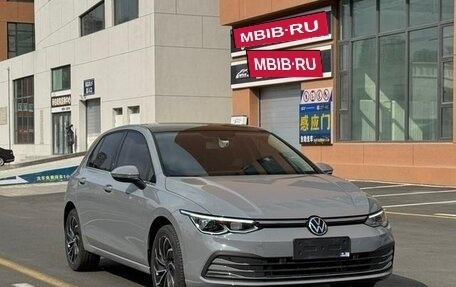 Volkswagen Golf VIII, 2021 год, 1 700 000 рублей, 3 фотография