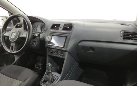 Volkswagen Polo VI (EU Market), 2015 год, 940 000 рублей, 12 фотография