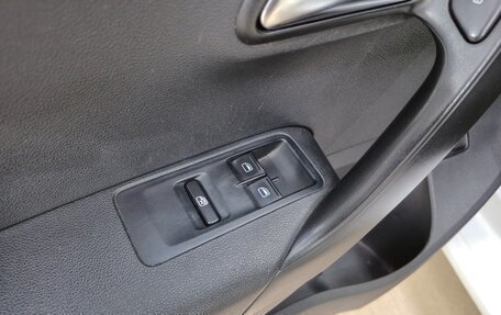 Volkswagen Polo VI (EU Market), 2015 год, 940 000 рублей, 8 фотография