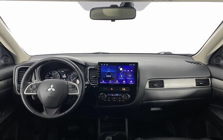 Mitsubishi Outlander III рестайлинг 3, 2012 год, 1 369 000 рублей, 16 фотография