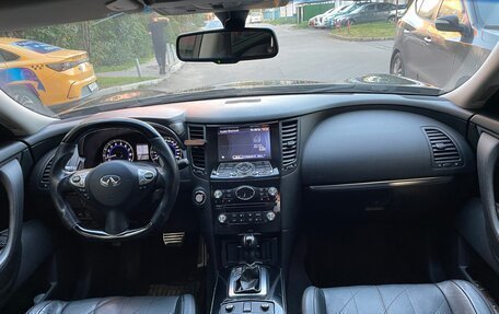 Infiniti QX70, 2014 год, 9 фотография