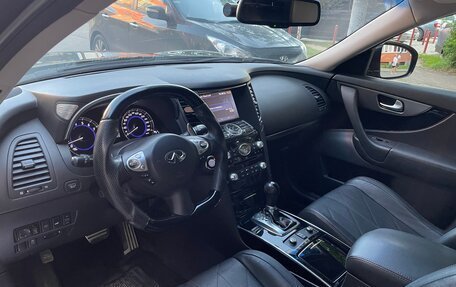 Infiniti QX70, 2014 год, 7 фотография